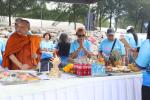 พิธีสักการะสิ่งศักดิ์สิทธิ์และขอขมาพระแม่คงคา